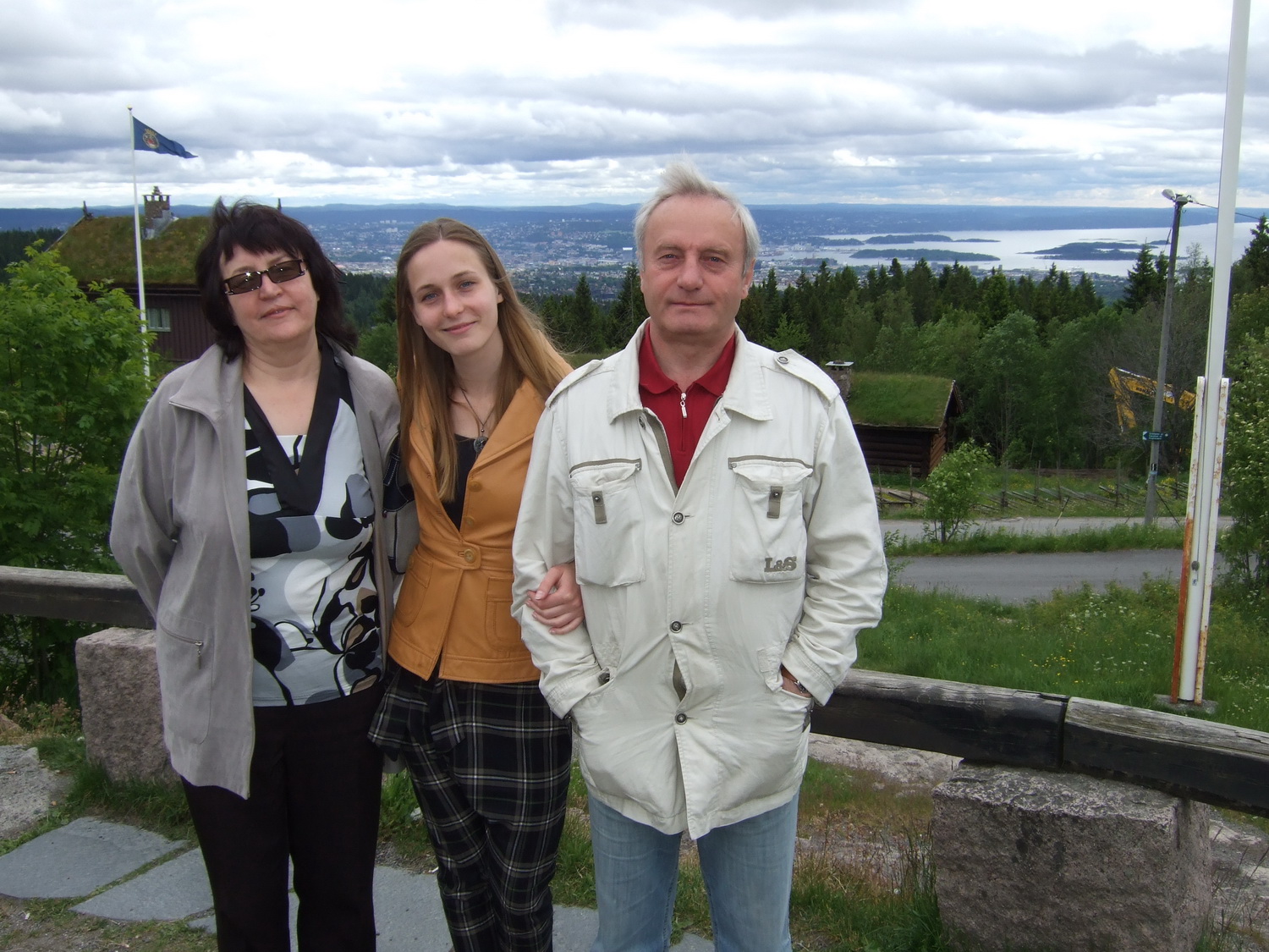 З жонкай Эльвірай і дачкой Алёнай у Нарвегіі. 2011 год