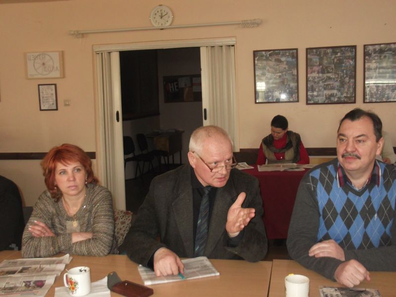 Мікалай Гердзій - у цэнтры фота