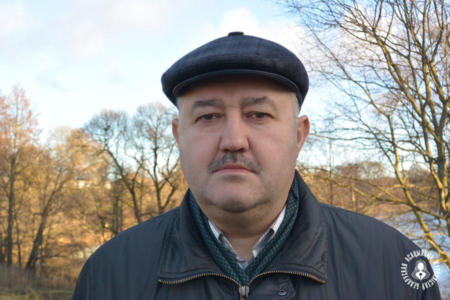 Леанід Свецік