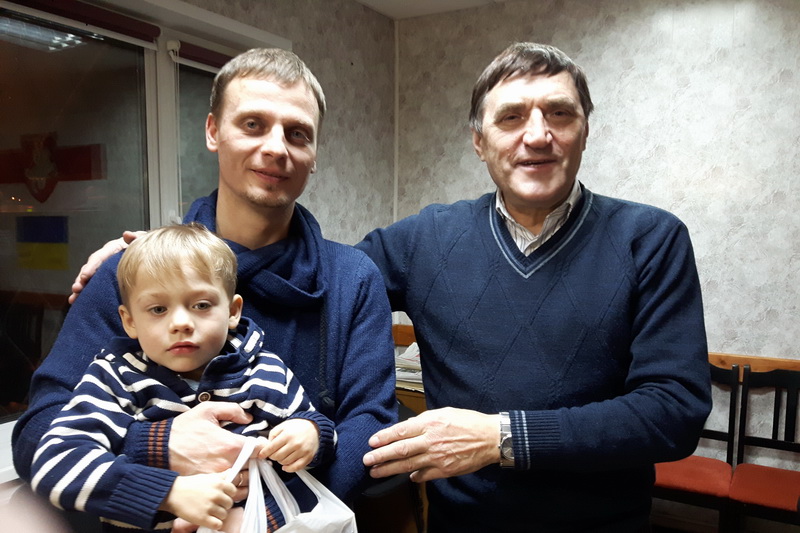 Першы прыз атрымлівае Мікалай Бянько з сынам