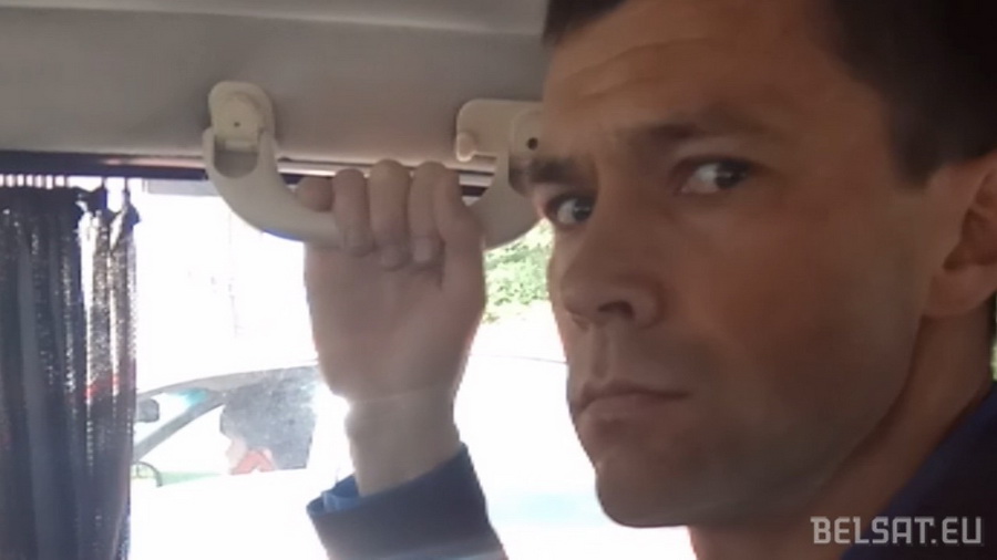 Мужчына ў цывільным № 2