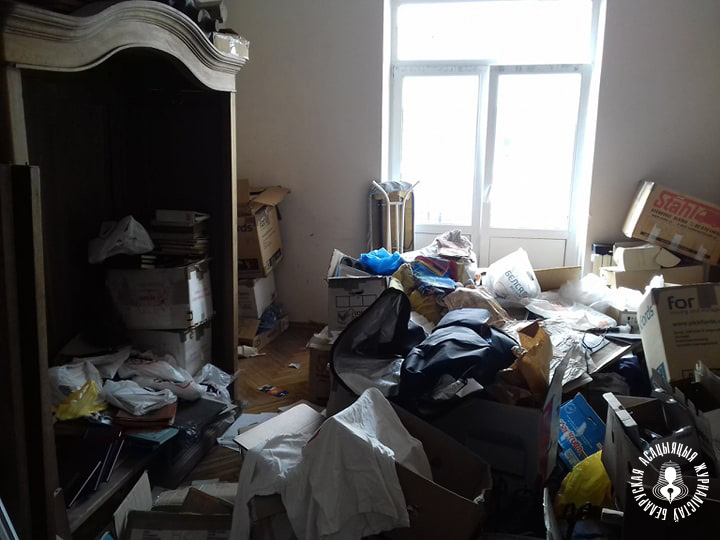 Офіс "Белсата" пасля ператрусу