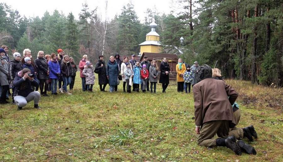 Эпізод з "Хатынскай аповесці" Эпізод з "Хатынскай аповесці"