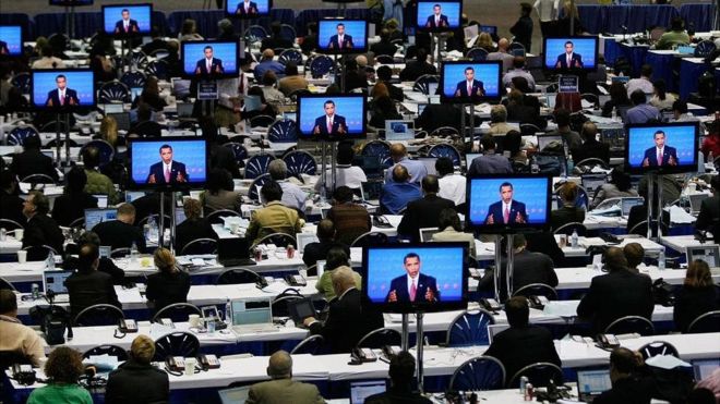 Getty Images. Всего лишь несколько часов информационных программ в день — и прогноз для вашего самочувствия и здоровья не самый радужный