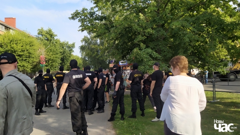 Акцыя ў Слуцку 4 жніўня. Фота Зінаіды Цімошак