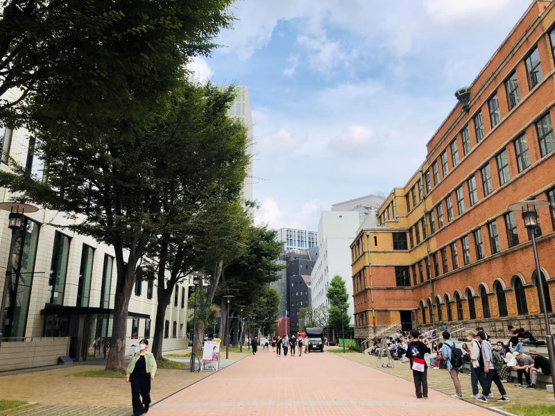 Фота з асабістай старонкі ў фэйсбуку Сіёры Кіёсава