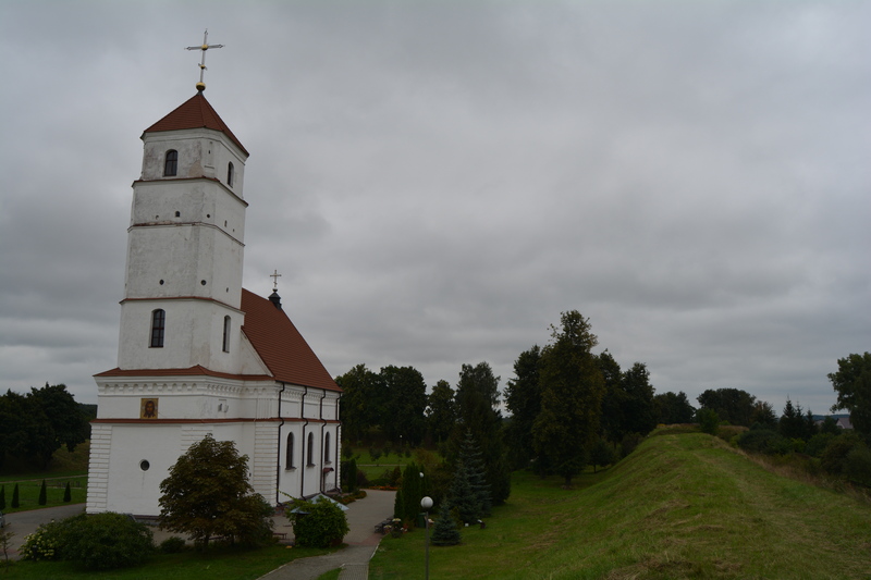 Адноўлены былы Кальвінскі збор у Заслаўі. Фота аўтара