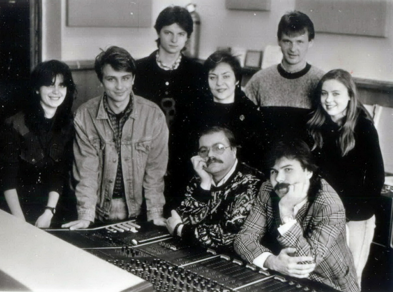 Калектыў “Беларускай маладзёжнай”: Аксана Вечар, Зміцер Лукашук, Генадзь Кеснер, Жанна Літвіна, Віталь Сямашка, Ірына Курапаткіна, Зміцер Новікаў, Уладзімір Сакульскі