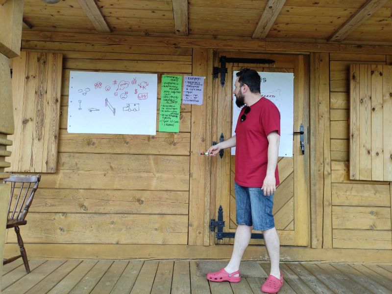 Мадэратар дыскусіі Аляксей Шота. Фота: аўтар для БАЖ