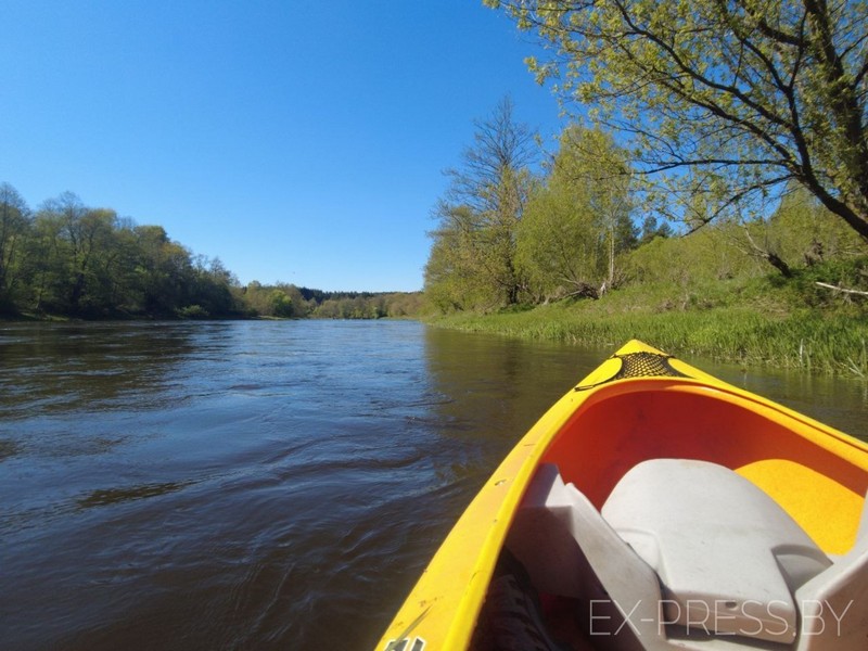 Сплаў па рацэ. Фота з асабістага архіва героя