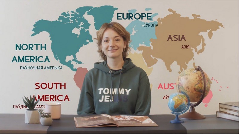 Наталка Харытанюк падчас запісу відэпраекта «English з Наталкай»