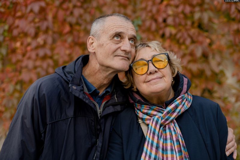 Журналіст Радыё Свабода Алег Грузьдзіловіч з жонкай Мар'янай пасьля вызваленьня з турмы