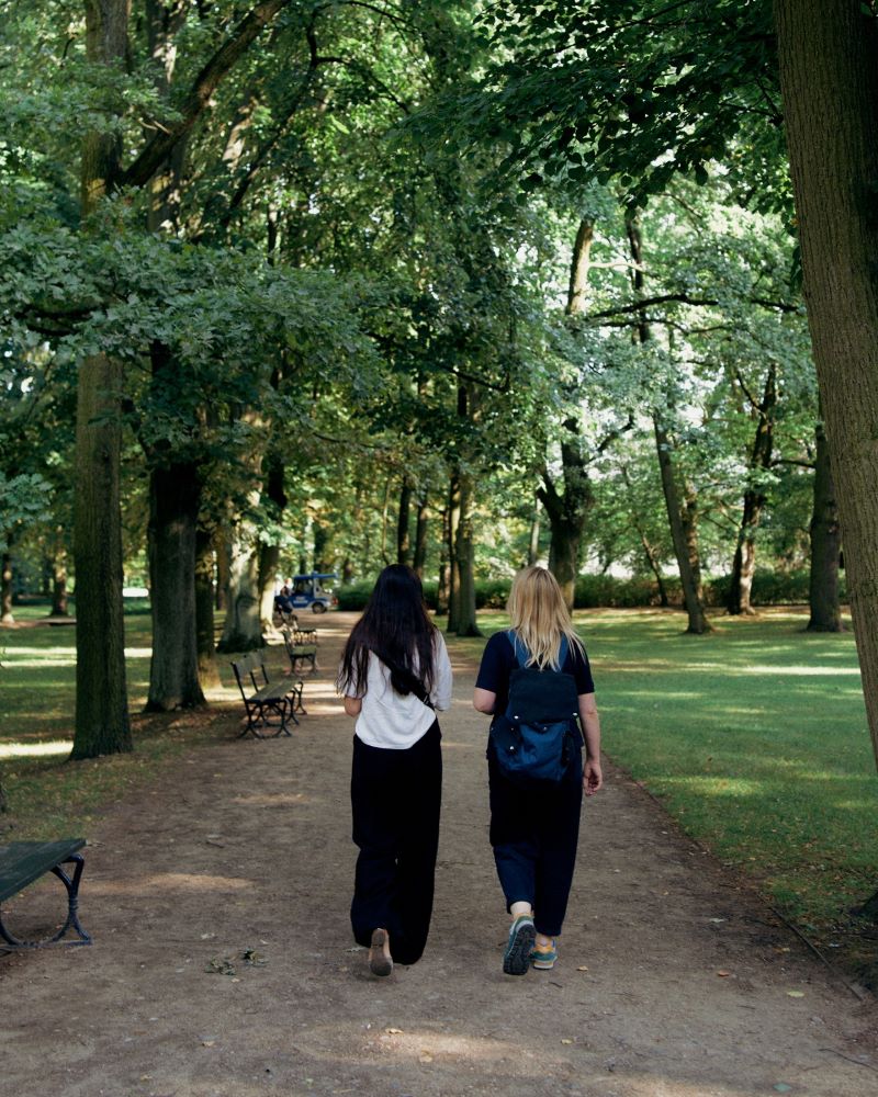 Вольга Кулікоўская і Паліна Часноўская. Фота Кацярыны Ігнашэвіч