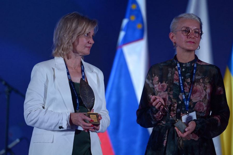 Ад імя палітвязняў узнагароду атрымалі Ірэна Бярнацкая і Марыя Цішкоўская, Карпач, 9 верасня 2021 года PAP/Marcin Obara