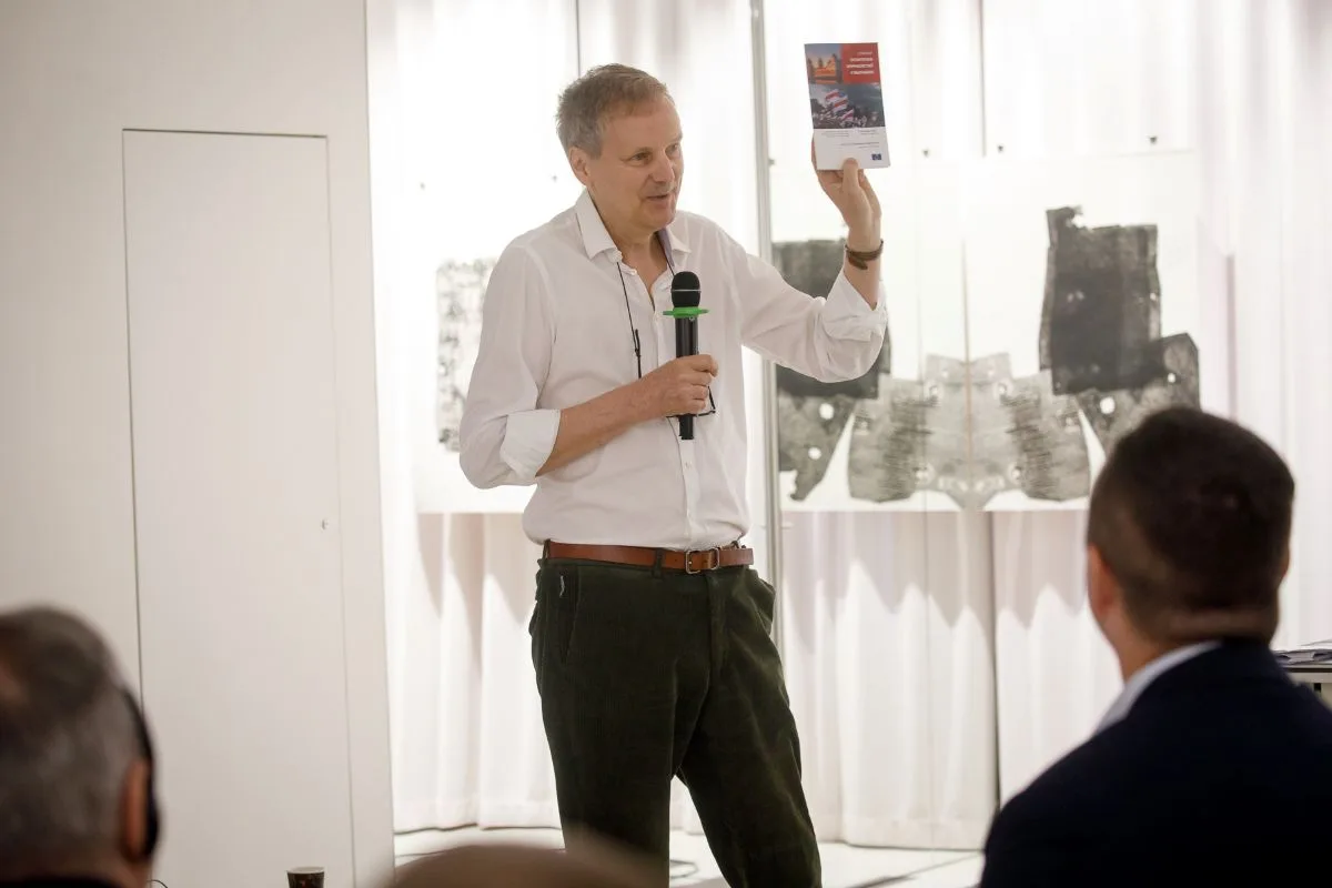 форум «Бяспека ва ўмовах небяспекі: як дзейнічаць журналістам і СМІ»