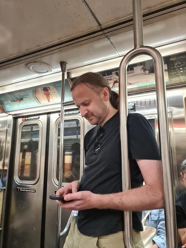 Штучны інтэлект у медыя і не толькі: ад журналісцкіх інструментаў да агенцкіх сістэм