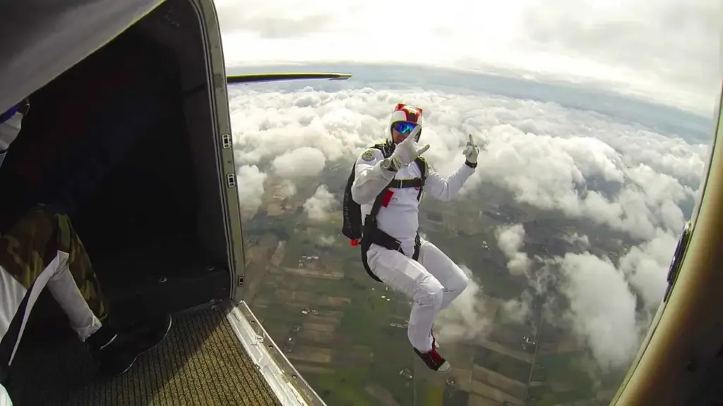 Беларускі журналіст Ігар Кулей стаў прыватным пілотам у Польшчы