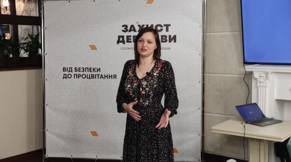 Марыя Булавінская на міжнародным кінафоруме ва Украіне