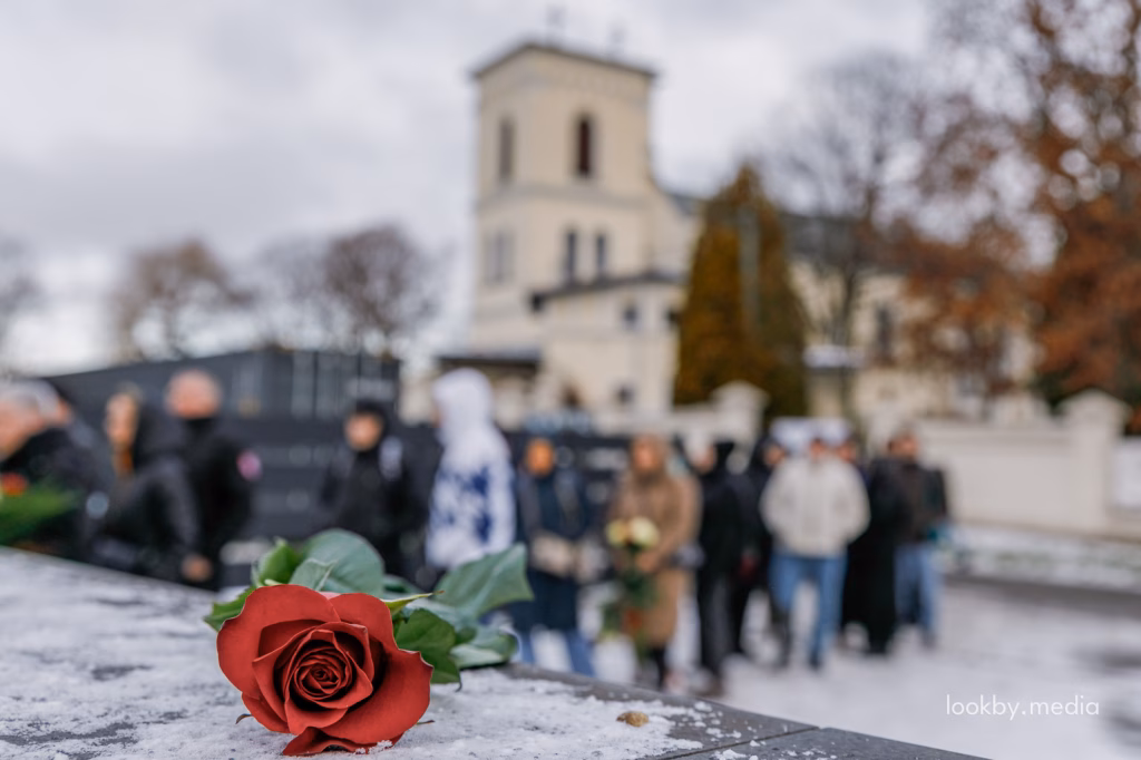 Развітанне з Мікітам Мелказёравым. 30 снежня 2021 года. Фота: LookByMedia